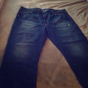 Daniel Cremieux Jeans 42x32.